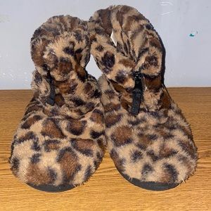 Pre Owned Slip on Women’s‎